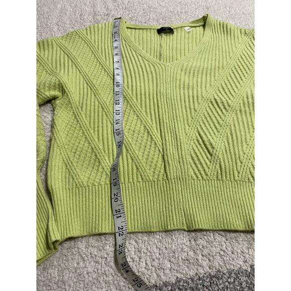 Tahari Women's Size Medium Cable Knit Long Balloon Sleeve Sweater Lime Green - Picture 3 of 10